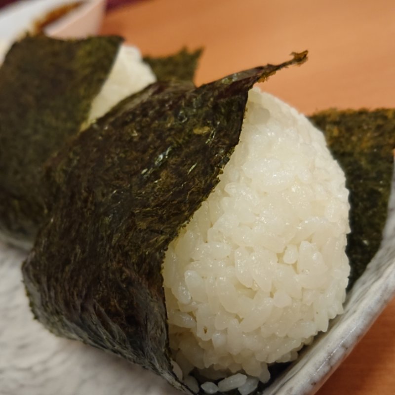 おにぎり(しらす、鮭)(亀松 横須賀中央店)