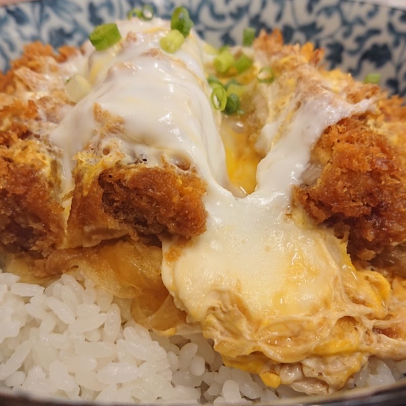 かつ丼(亀松 横須賀中央店)