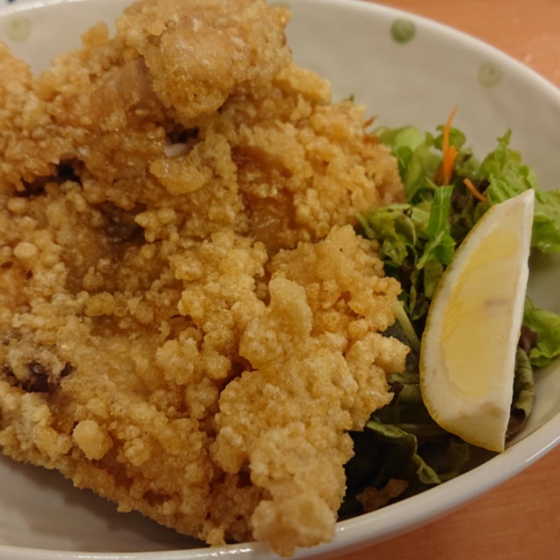 鶏の半身揚(亀松 横須賀中央店)