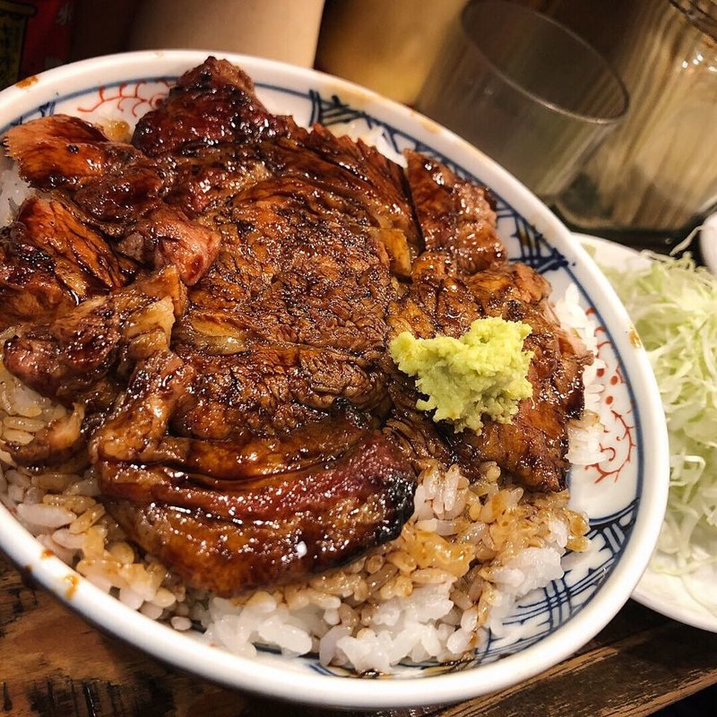 炭火焼豚丼甘辛醤油だれ大盛り(ぼんてん酒場 )