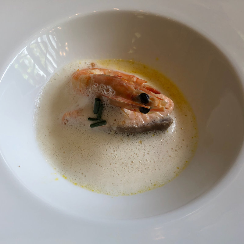   サーモンと海老のポシェ ジュー・ド・コキヤージュのエミュルション 	 サーモンと海老のポシェ ジュー・ド・コキヤージュのエミュルション(ナイト＆デイ （ナイトアンドデイ）)