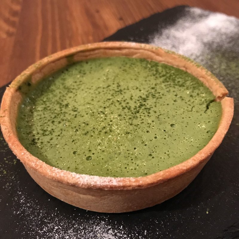 抹茶のチーズタルト(クシヤキとワイン CASSIWA(カッシーワ) 東通り店)