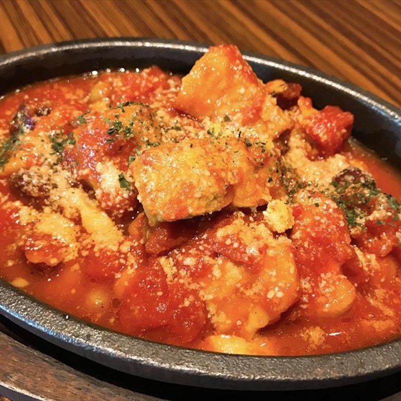 豚バラと4種豆のトマト煮(肉バルGAM 梅田お初天神店)