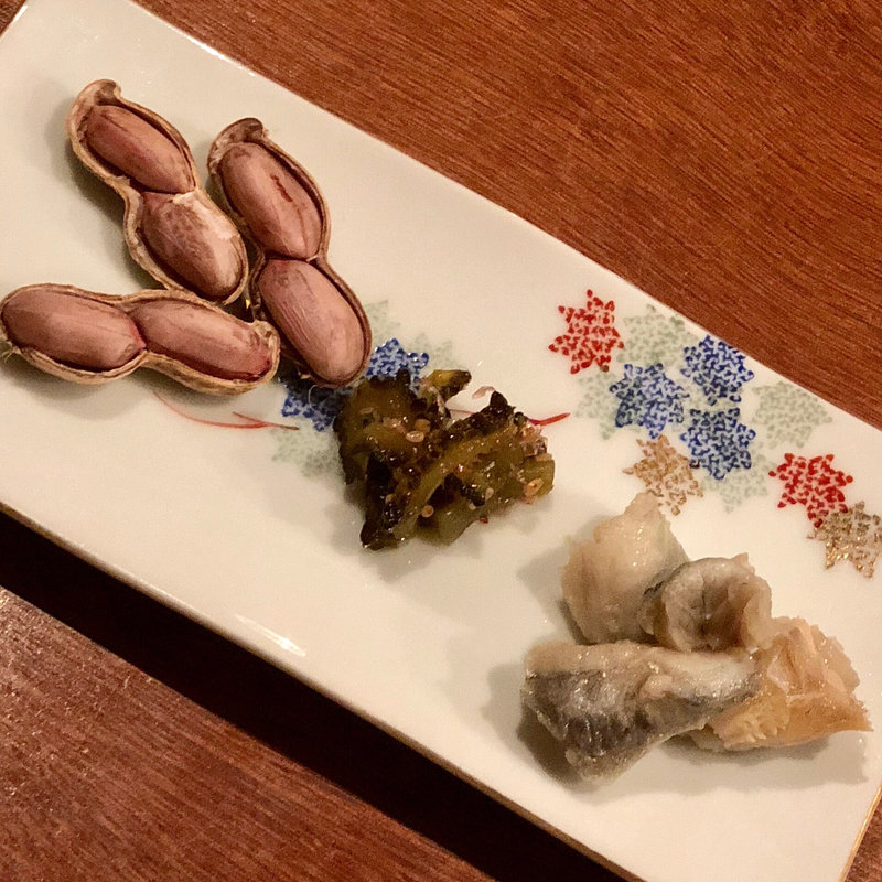 蒸し落花生 ゴーヤの佃煮 とらふぐのポン酢和え(コノ花まひろ )