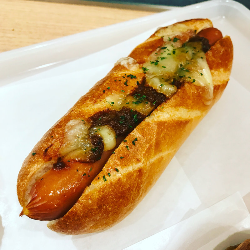 デンマークソーセージドッグ（カレー）(アンデルセン アトレ上野店)