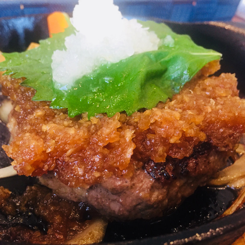 ハンバーグステーキw/和風みぞれソース(洋食亭かんぱねら )