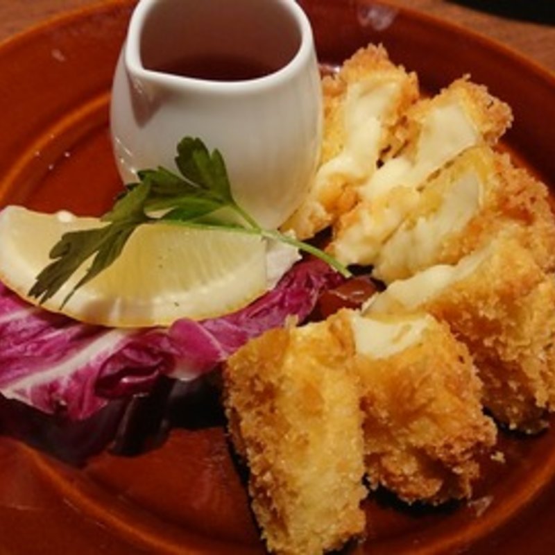 カマンベールのチーズフライ(BON)