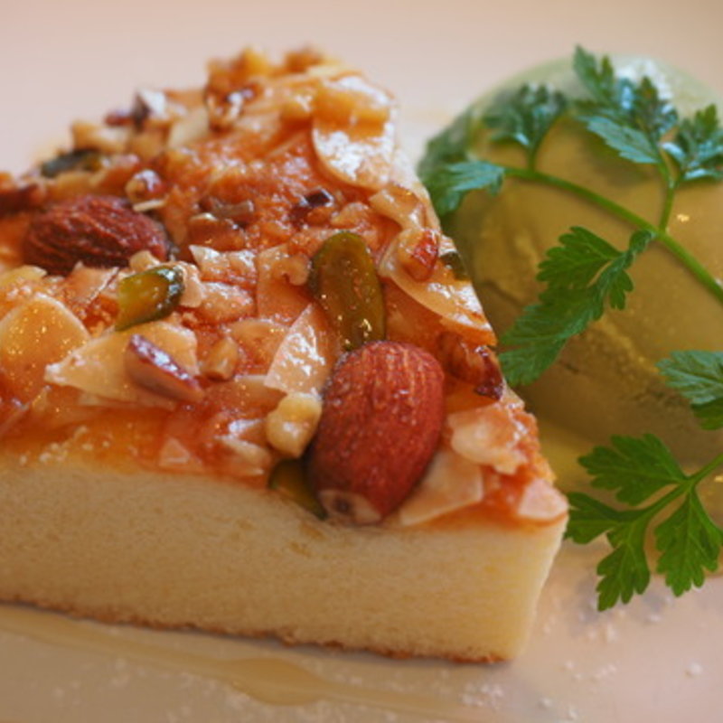 ピスタチオのナッツケーキ(DOG DEPT CAFE 湘南江の島)