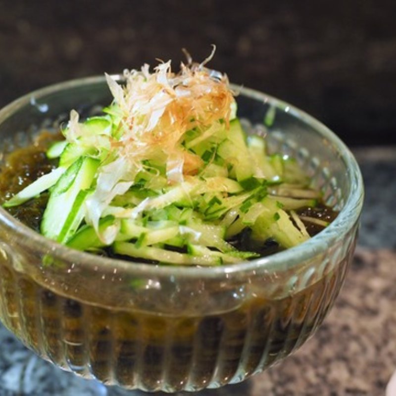 きゅうりともずくの酢の物(おうとつ家)