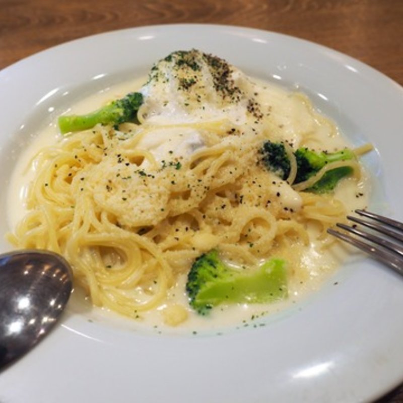 3種チーズのカプチーノクリームスパゲッティ(元祖 壁の穴 新宿京王モール店)