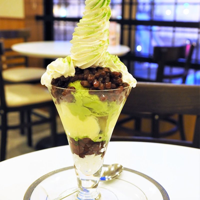 抹茶パフェ(カフェ・マレット )