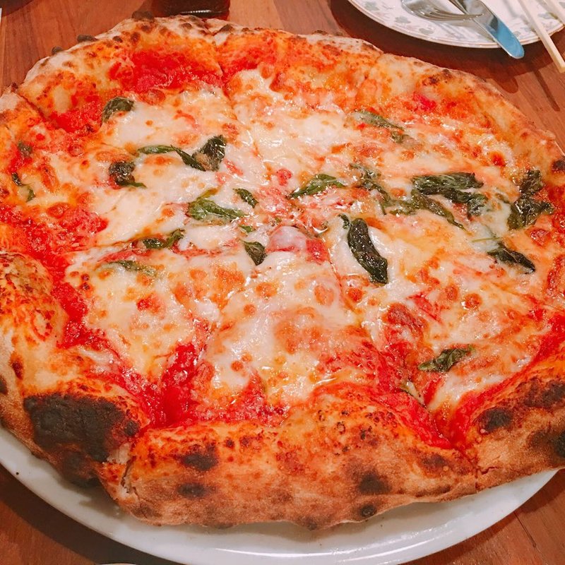 Napoli直送水牛cheeseのMargherita(鎗屋町 134)