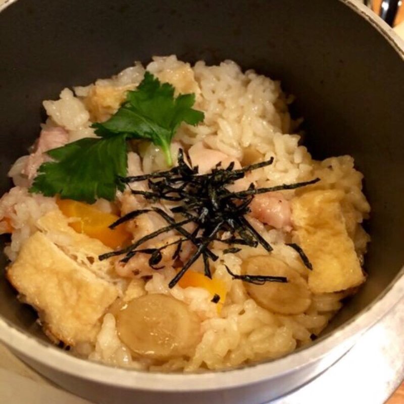 鶏釜めし(鶏の商店 だんご)