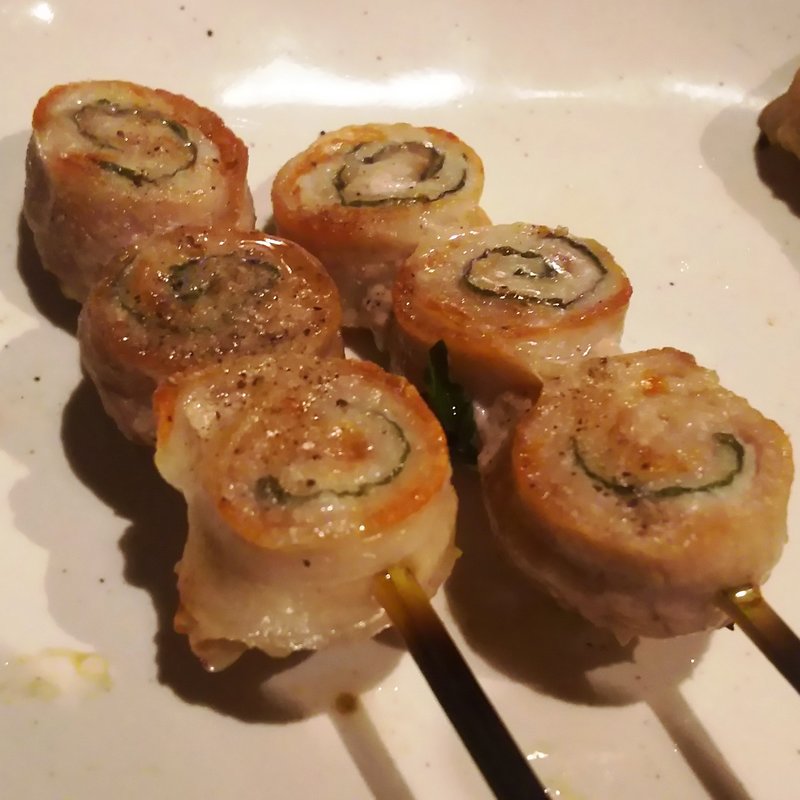 串焼き（豚しそ巻き）(居酒屋 土間土間 溝の口店 )