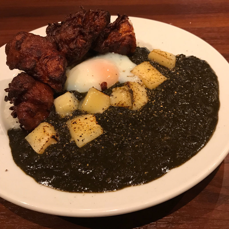 ラムカレー 唐揚げ+チーズ(ひつじもんDX 西麻布店)