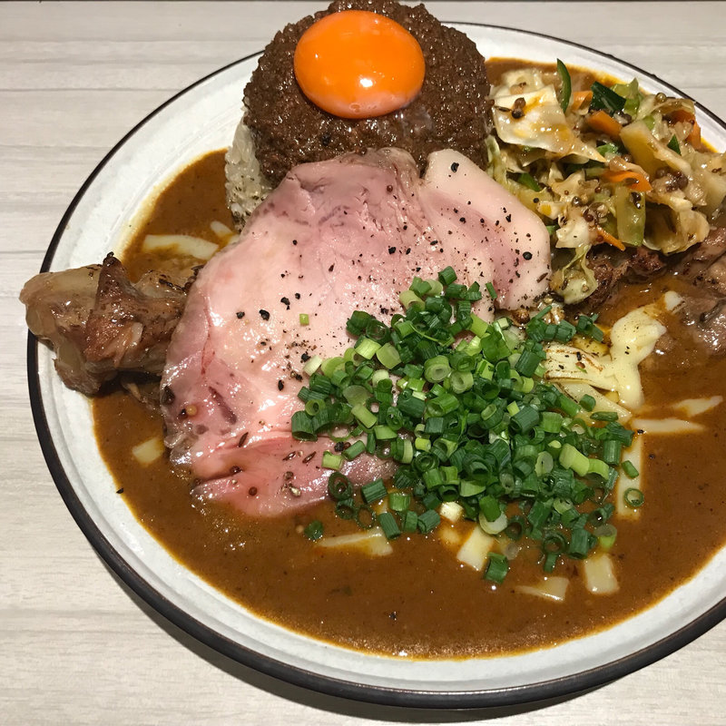 辛口 豚 キーマ ローストポーク アチャール チーズ(吉田カレー  )