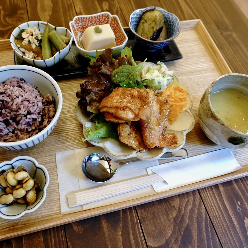 旬菜御膳　とりのから揚げレモングラスソースがけ(cotocoto kitchen)