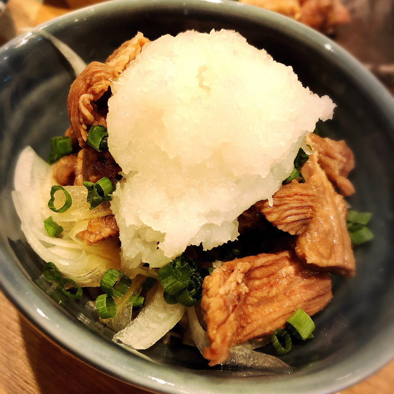 牛タンのおろしポン酢和え(牛タン 伊地知)