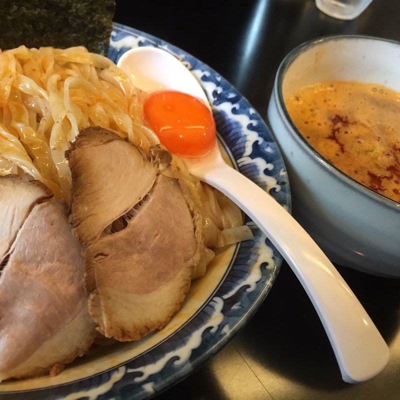 極煮干し醤油つけ麺/大盛り/辛み(ラーメン ツバメ )
