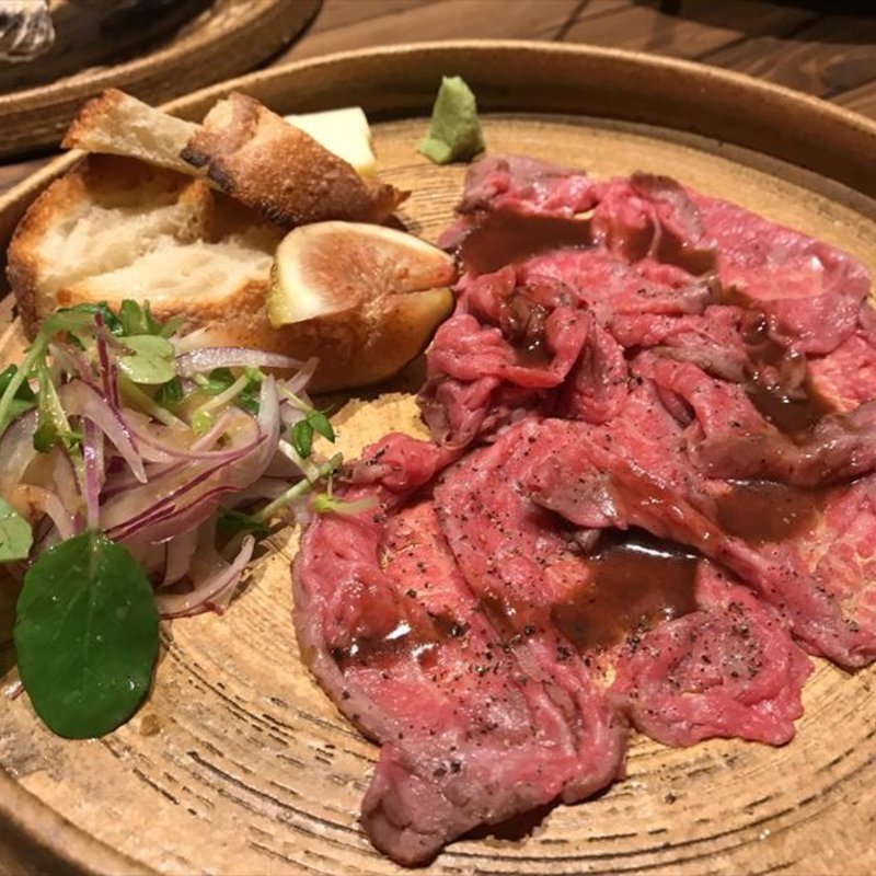 和牛ランプローストビーフ(肉バルGAM 梅田お初天神店)