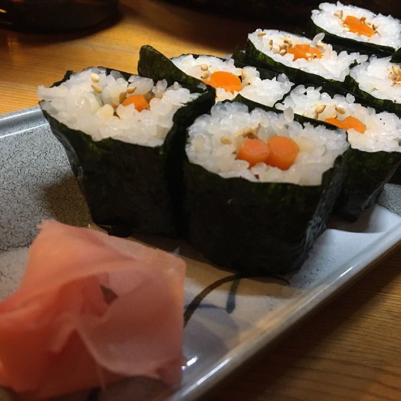 山ゴボウ細巻き(居酒屋ダイニングEBISU)