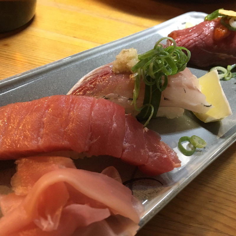 おまかせ3貫握り寿し(居酒屋ダイニングEBISU)