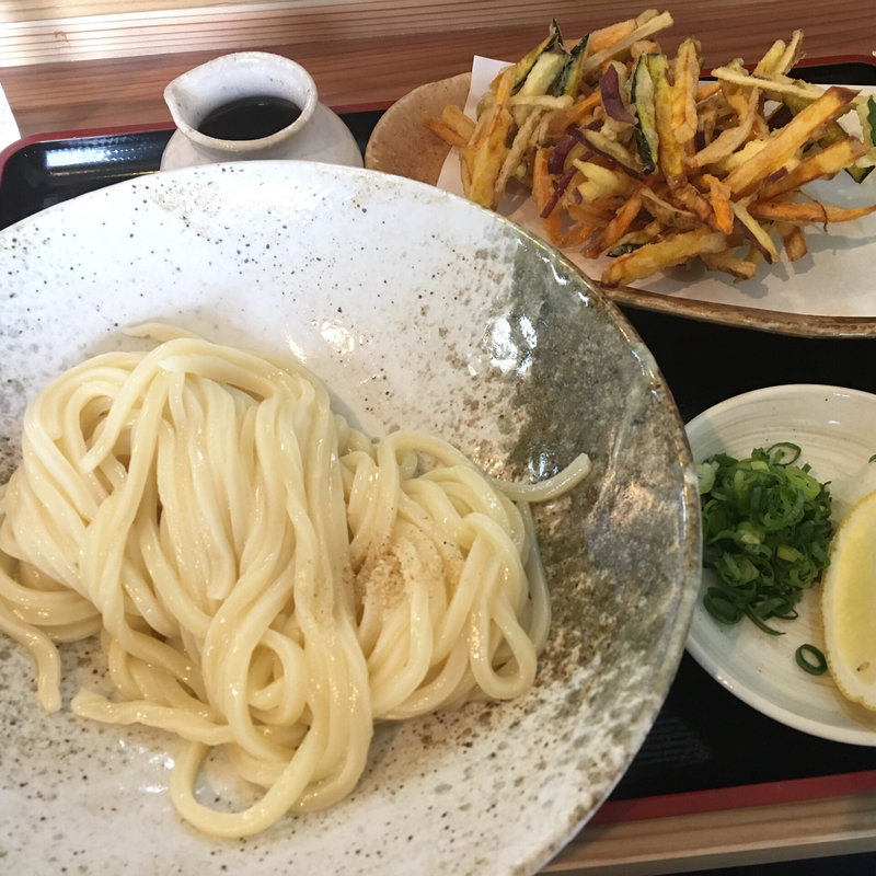 かき揚げ天ぶっかけ(讃岐うどん なご心)