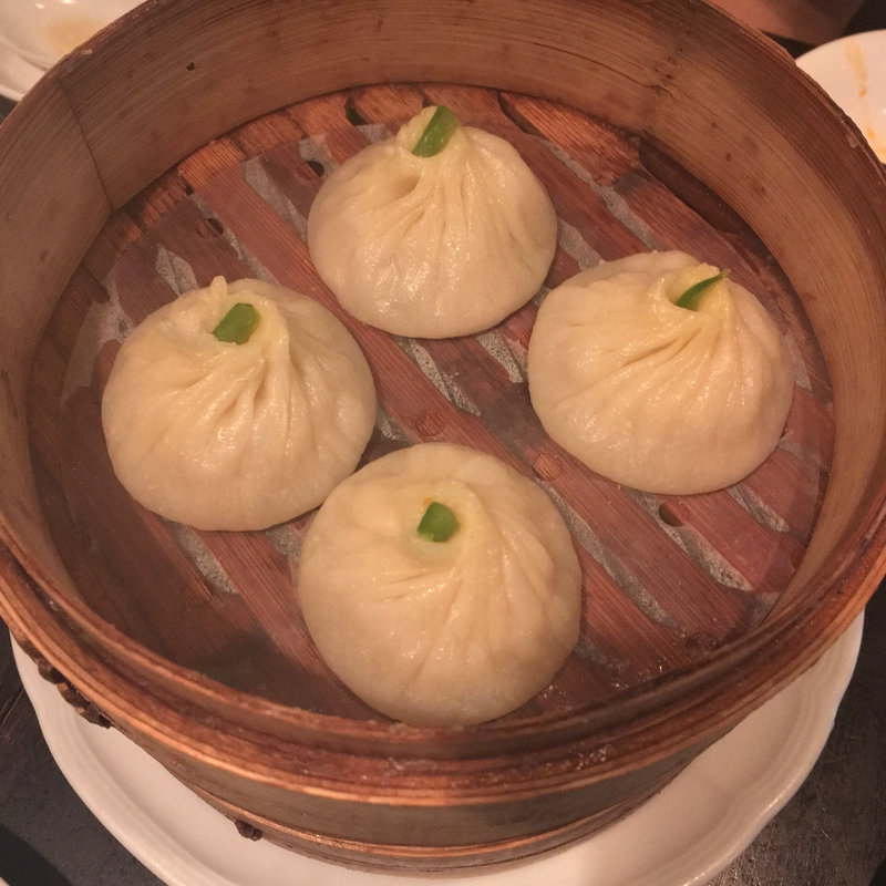 帆立入り上海小籠包 ４コ(上海小籠包 厨房 阿杏本店)