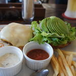 鵠沼チーズバーガー
