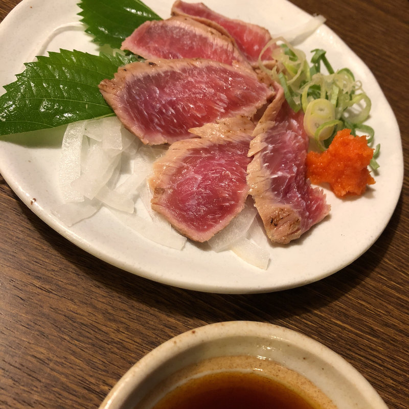 マグロのほほ肉炙り(エキナカ酒場しおや 本店)