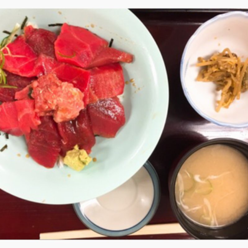 鮪の漬け丼(定食や)