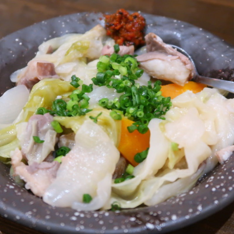 塩モツ煮込み(裏天王寺 肉寿司)