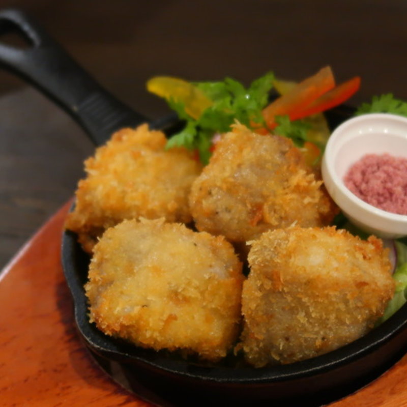 サイコロとんかつ(コテツ （KOTeTSU）)