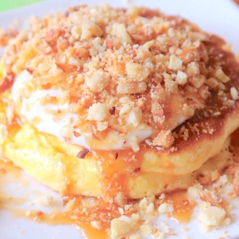 塩キャラメルパンケーキ(cafe cakra （カフェ チャクラ）)