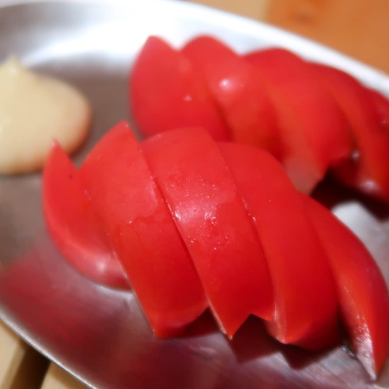 冷やしトマト(居酒屋 播州酒場 姫路駅前店)