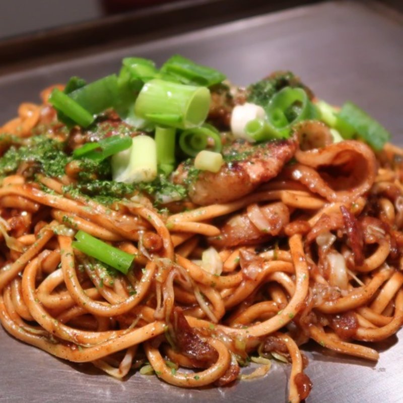 辛々ホルモン焼きそば(南船場鉄板食堂 はなたれ)