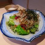 海鮮とろろサラダ(博多個室割烹 活き鮮魚 うみまる 博多筑紫口本店)