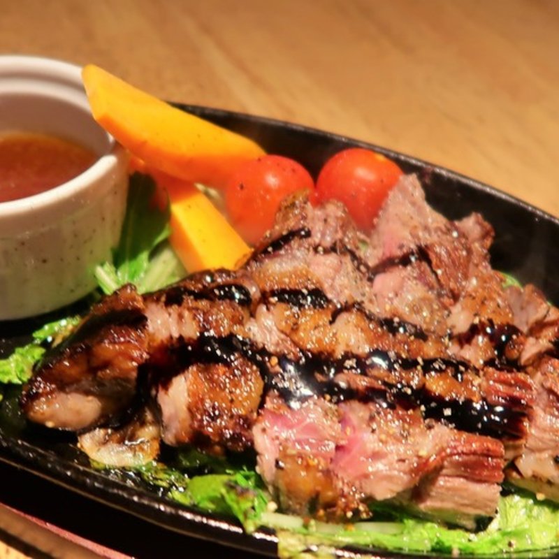 希少部位カイノミのステーキ(江坂バル 炭火とお肉とお魚と Mr.MEAT & Ms.CHEESE)