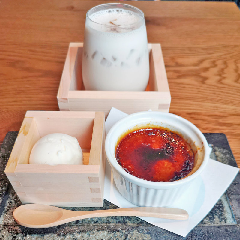 自家製ほうじ茶ブリュレ(KINKA sushi bar izakaya 六本木)