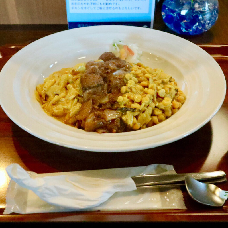 サウススペシャル3種カレー(南洋の父サウス)