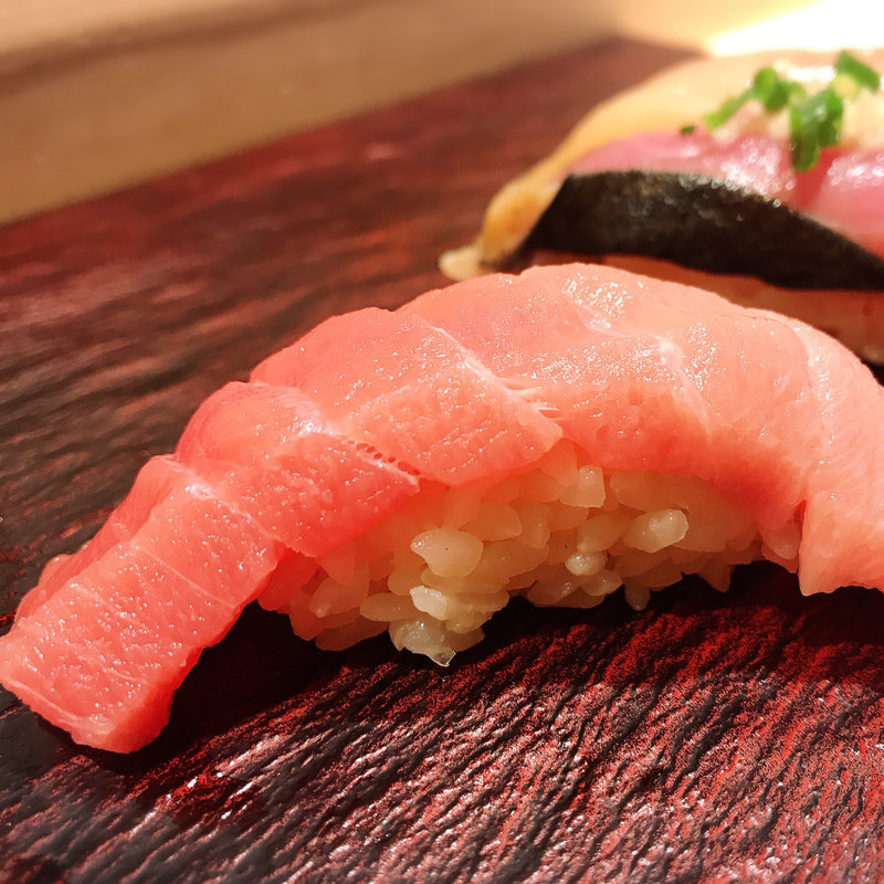 横丁ランチ(立ち寿司横丁 新宿西口)