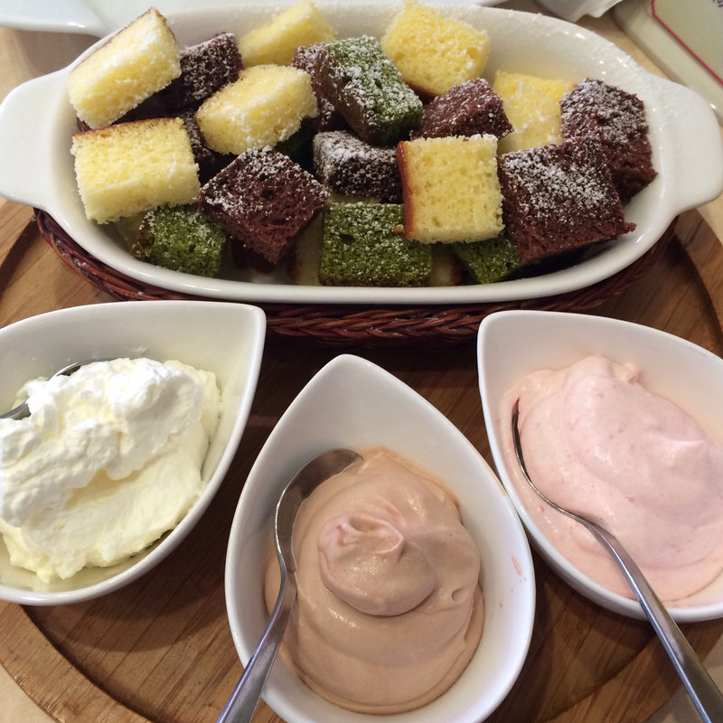 カステラフォンデュ(カフェドゥスヴェニール （Cafe de　Souvenir）)