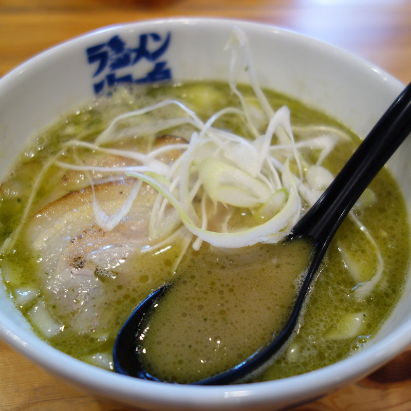 ラーメンジェノバ(海鳴食堂)