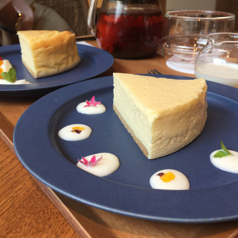 とろっと濃厚ニューヨークチーズケーキ(Milkblacklemon.)