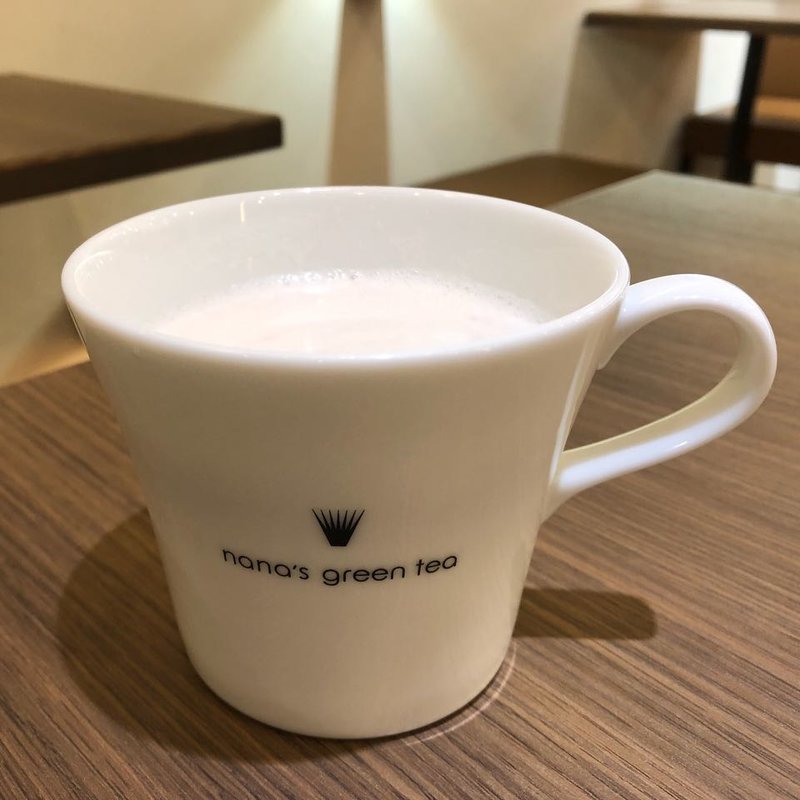 小豆ラテ(ナナズグリーンティー ディアモール大阪店)