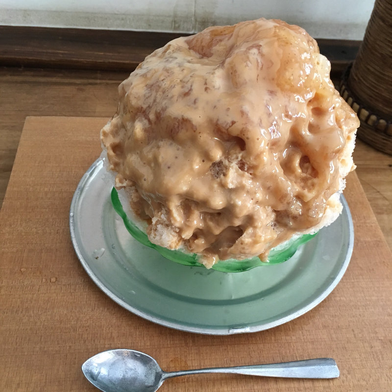 イチジクのかき氷〜田中戸練乳がけ〜(田中戸 )