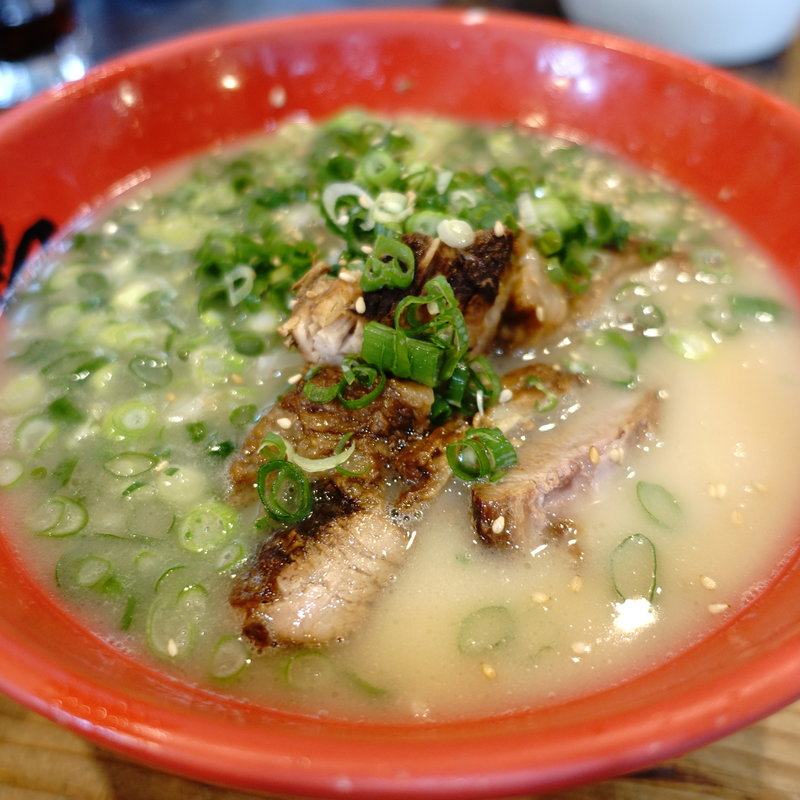 亭亭ラーメン（玉入り）(亭亭)