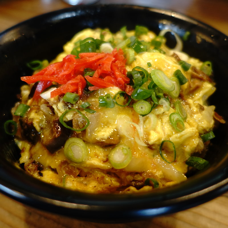 豚玉丼（ミニ）(亭亭)