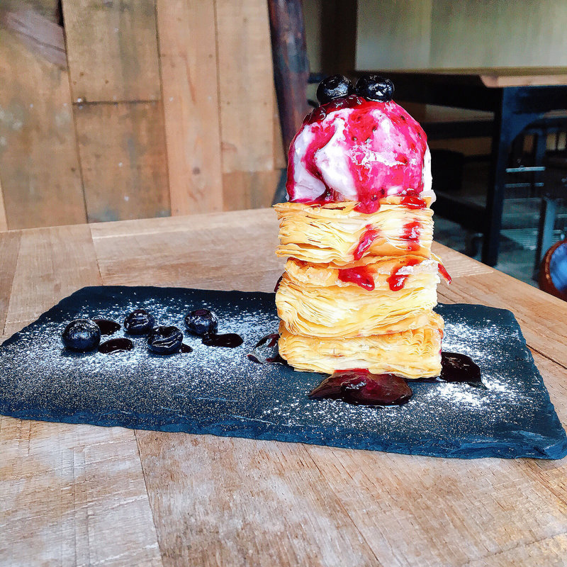 ブルーベリーアップルパイ(カモン ピウ （kamon piu）)