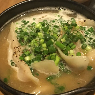 鶏白湯炊き餃子(餃子バル RENBOW 赤羽一番街店)